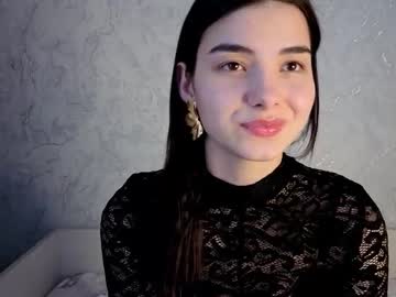 Lauraback Chaturbate stream image from March 21, 2026