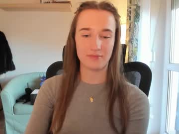 Oliviaaa2003 Chaturbate stream image from March 21, 2026