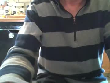 Mikeb3200 Chaturbate stream image from March 21, 2026