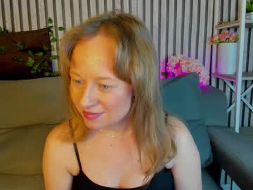 Kimberly_Browwn Chaturbate stream image from March 22, 2026