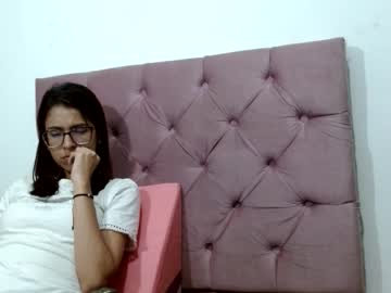 Emily_Loperaa Chaturbate stream image from March 22, 2026
