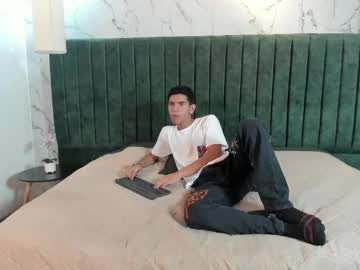 Lucca_Moreti Chaturbate stream image from March 22, 2026
