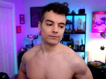Maxhughes Chaturbate stream image from March 22, 2026