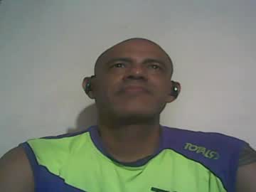Retlam37 Chaturbate stream image from March 22, 2026