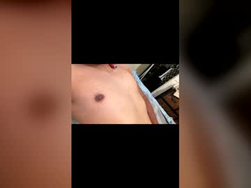 Lmendo555 Chaturbate stream image from March 22, 2026