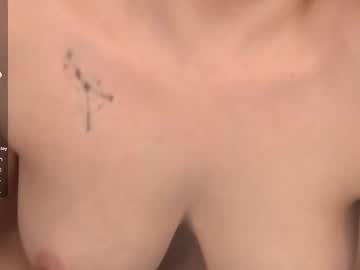Foxyshyyy Chaturbate stream image from March 22, 2026