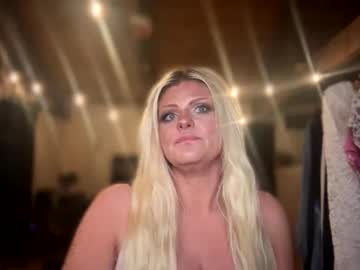 Honeybuhnny Chaturbate stream image from March 22, 2026