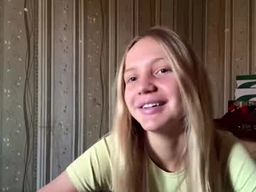 Gladisstipes Chaturbate stream image from March 22, 2026