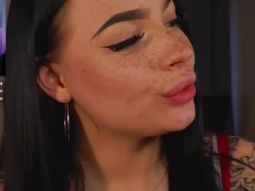 Lisaanddenis Chaturbate stream image from March 22, 2026