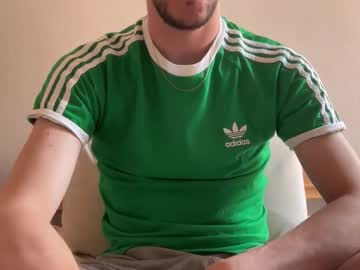 Maxxxurbate Chaturbate stream image from March 22, 2026