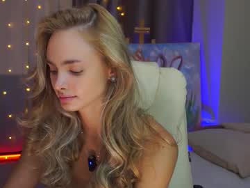 Heyitsalicia Chaturbate stream image from March 22, 2026