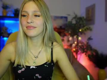 Luna_Grace18 Chaturbate stream image from March 22, 2026