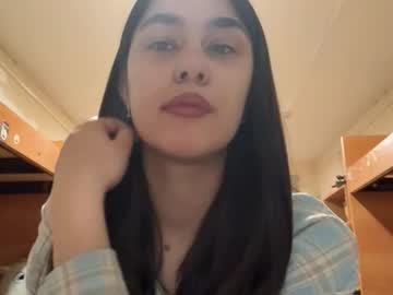 Mayratape Chaturbate stream image from March 22, 2026