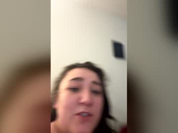 Shelbsss17 Chaturbate stream image from March 22, 2026
