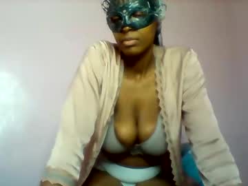 Shanizzz Chaturbate stream image from March 22, 2026