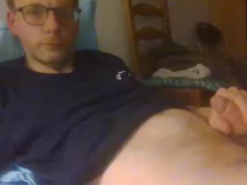 Bernie484237 Chaturbate stream image from March 22, 2026