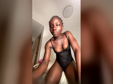 Sassy_Zoe Chaturbate stream image from March 23, 2026