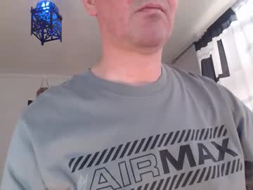 Peteperelli Chaturbate stream image from March 23, 2026