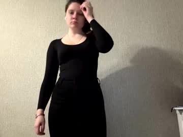 Mariluarreola Chaturbate stream image from March 23, 2026