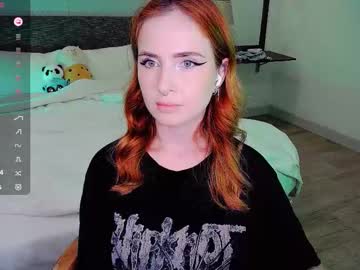 Shyfoxxxy Chaturbate stream image from March 23, 2026