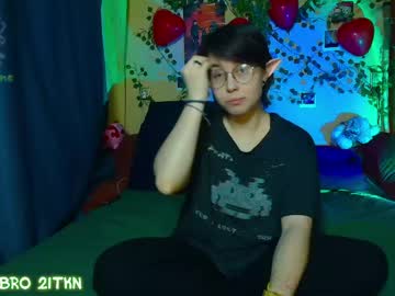 Trickykitsune Chaturbate stream image from March 23, 2026