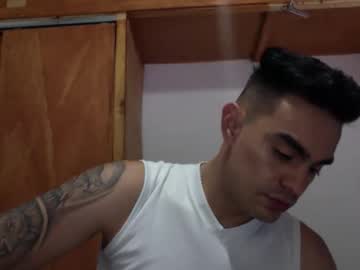 Liiam_Collins Chaturbate stream image from March 23, 2026