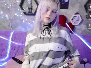 Yunakisss Chaturbate stream image from March 23, 2026