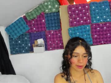 Hesttia_ Chaturbate stream image from March 23, 2026