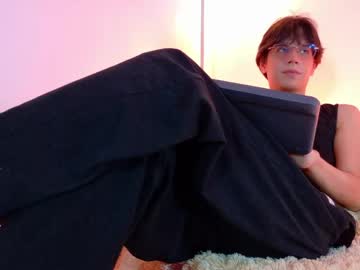 Lui_X_Dust Chaturbate stream image from March 24, 2026