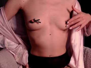 Evelyn_Gg Chaturbate stream image from March 24, 2026