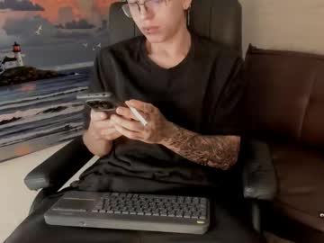 Angel_Scott2 Chaturbate stream image from March 24, 2026