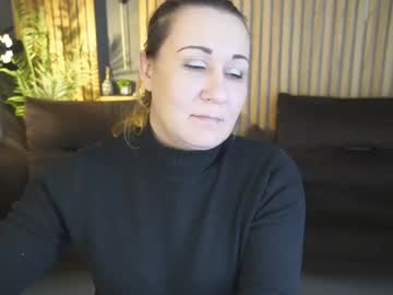 Famousemuse Chaturbate stream image from March 24, 2026