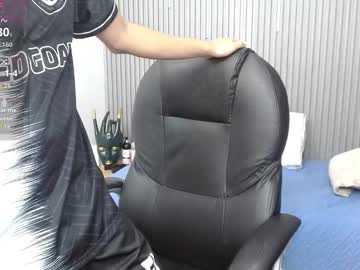 Stiwentwink Chaturbate stream image from March 24, 2026