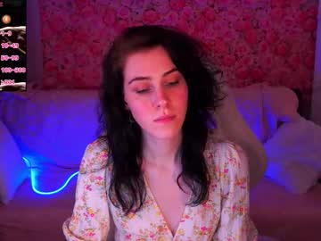 Curleyblueeyes Chaturbate stream image from March 24, 2026