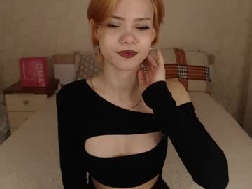 Foxylika Chaturbate stream image from March 24, 2026