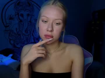 Pureeangel Chaturbate stream image from March 24, 2026