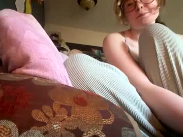 Lacedinsin Chaturbate stream image from March 24, 2026