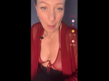 Alessandrabee Chaturbate stream image from March 24, 2026