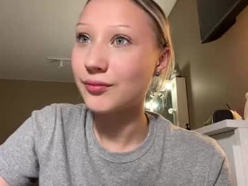 Joanniearb Chaturbate stream image from March 24, 2026