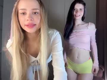 Teasekiss Chaturbate stream image from March 24, 2026