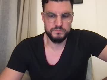 Thenudeworldrover Chaturbate stream image from March 24, 2026