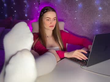 Divine_Hannah Chaturbate stream image from March 24, 2026