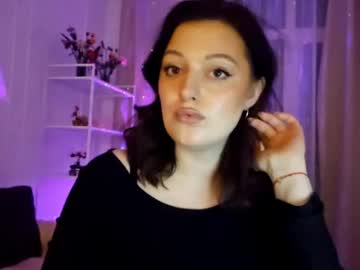 Klaralips Chaturbate stream image from March 24, 2026