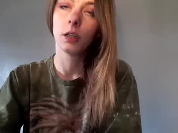 Lilsirenluna Chaturbate stream image from March 24, 2026