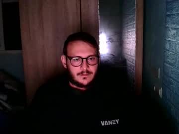 Younromki Chaturbate stream image from March 24, 2026