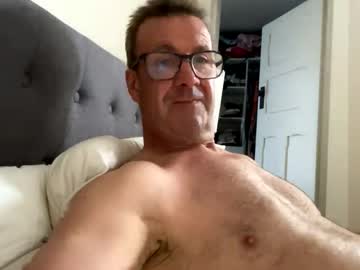 Nottsaust Chaturbate stream image from March 25, 2026
