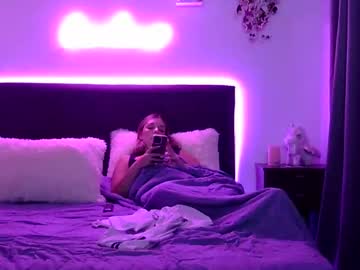 Caroluciani Chaturbate stream image from March 25, 2026