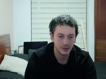 Danruiz33 Chaturbate stream image from March 25, 2026