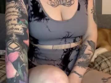 Slimthiccpawg Chaturbate stream image from March 25, 2026