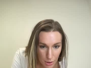 Nicolebankkkss Chaturbate stream image from March 25, 2026